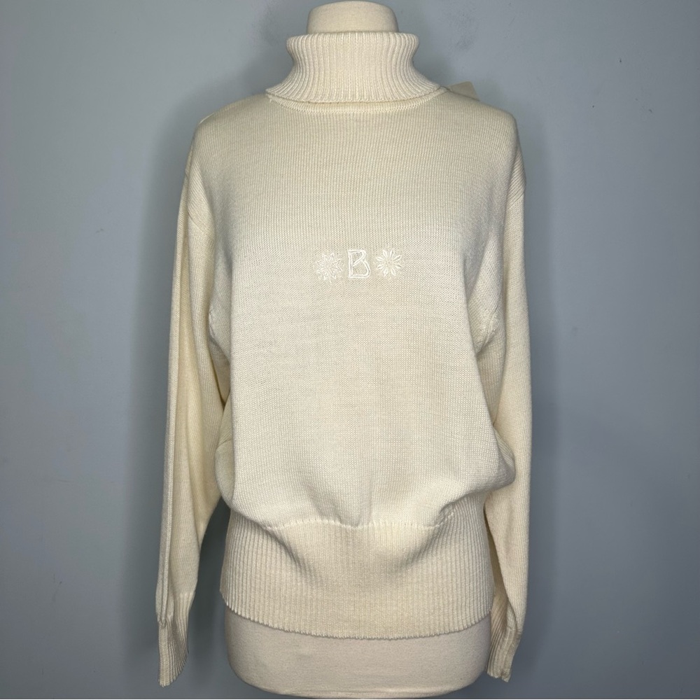 SOLD! Bogner Vintage Ivory Dolman Sleeve Pullover Wool Blend Turtleneck Sweater